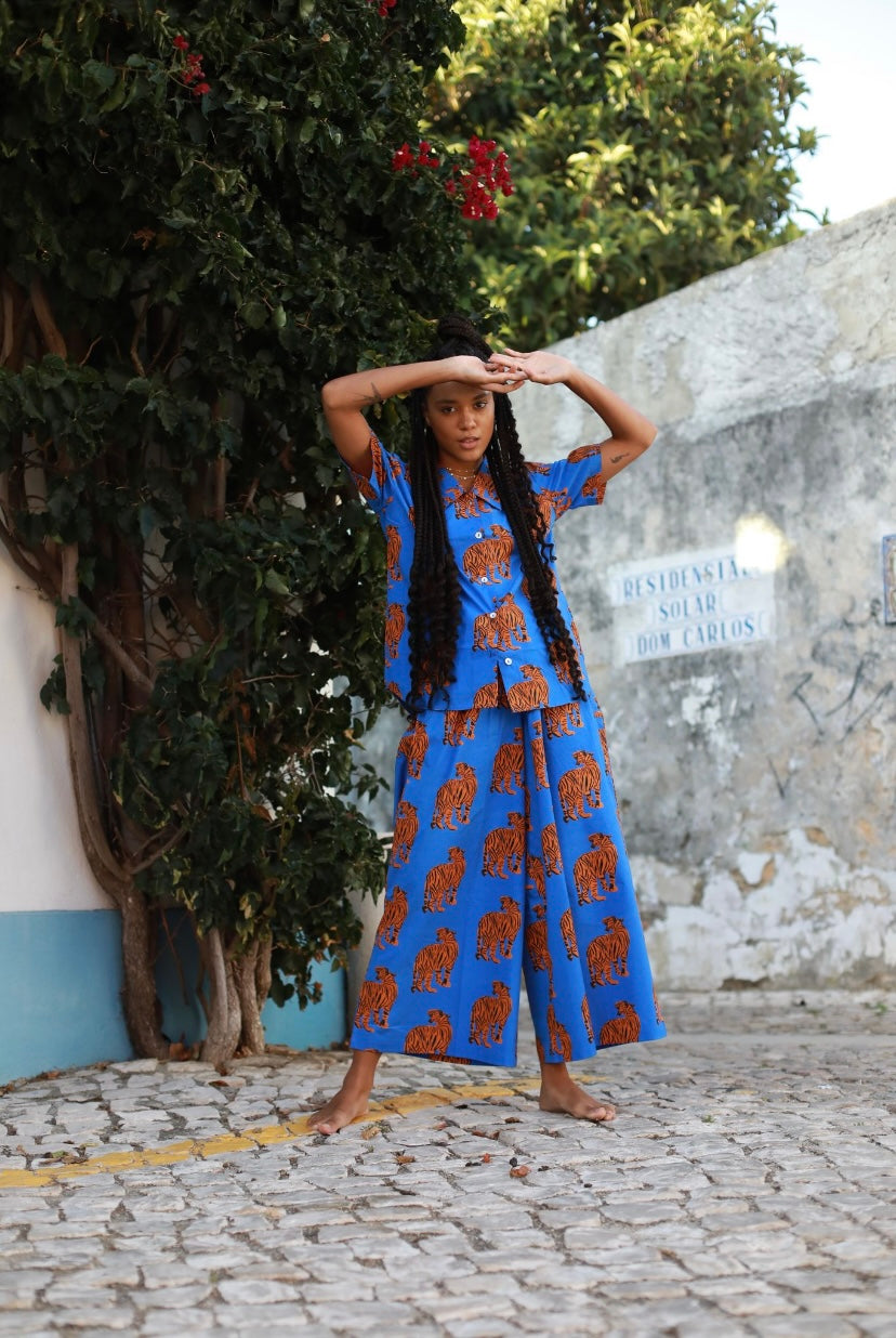 Elvira Pant | Le Tigre
